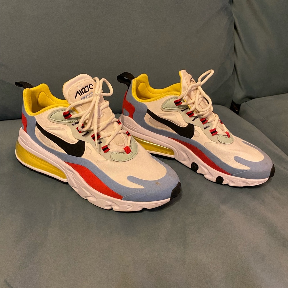 Nike Air 270 React